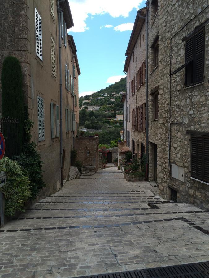 Auberge De Tourrettes Buitenkant foto