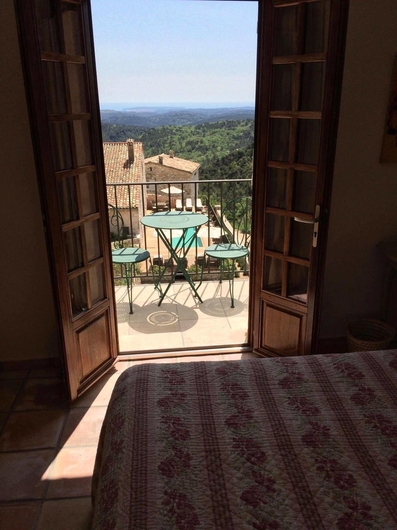 Auberge De Tourrettes Buitenkant foto